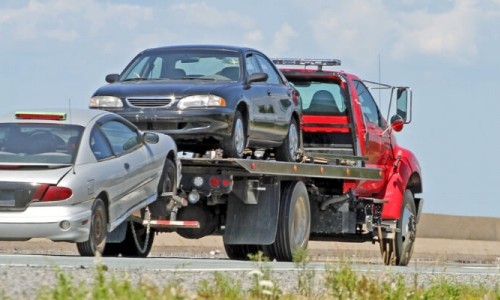 Avrupa Yakası Oto Kurtarıcı: Yolda Kalan Araçlar İçin Güvenli Çözümler