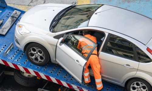 Kağıthane Oto Kurtarıcı: Yolda Kaldığınızda Güvenli Yardım